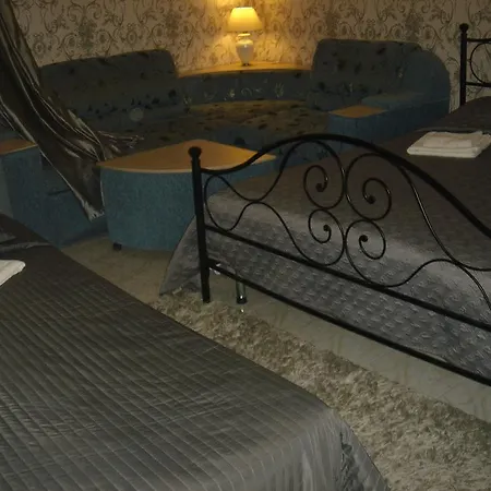 Guest Rooms Fortuna * Rome
