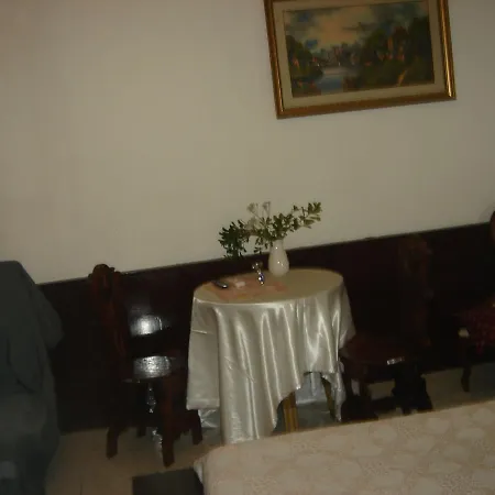Guest house Guest Rooms Fortuna *